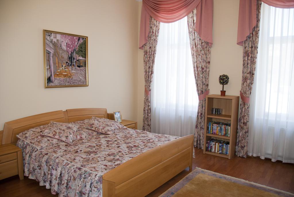 Apartman na Zahradní Karlovy Vary Habitación foto
