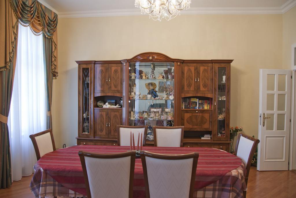 Apartman na Zahradní Karlovy Vary Habitación foto